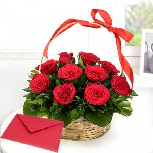 red rose basket with greeting cards-nanjil cakes